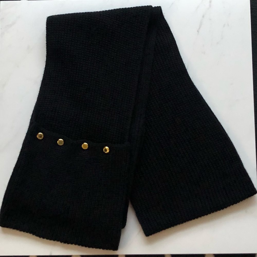 Michael kors scarf